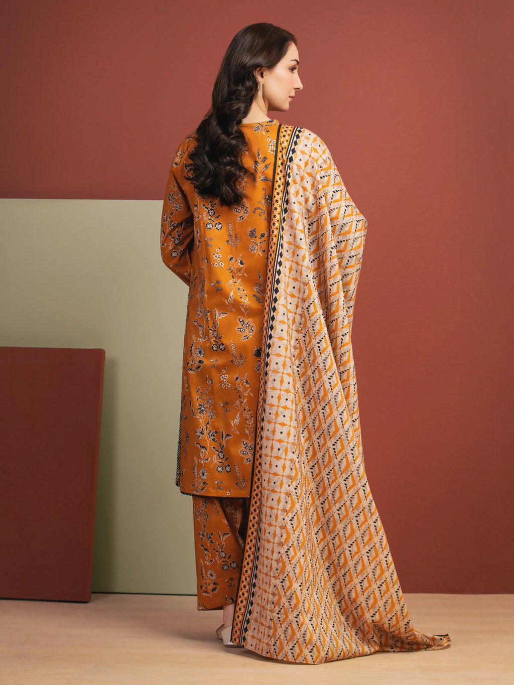 Desert Glow – Bronze Printed Lawn 3 Piece