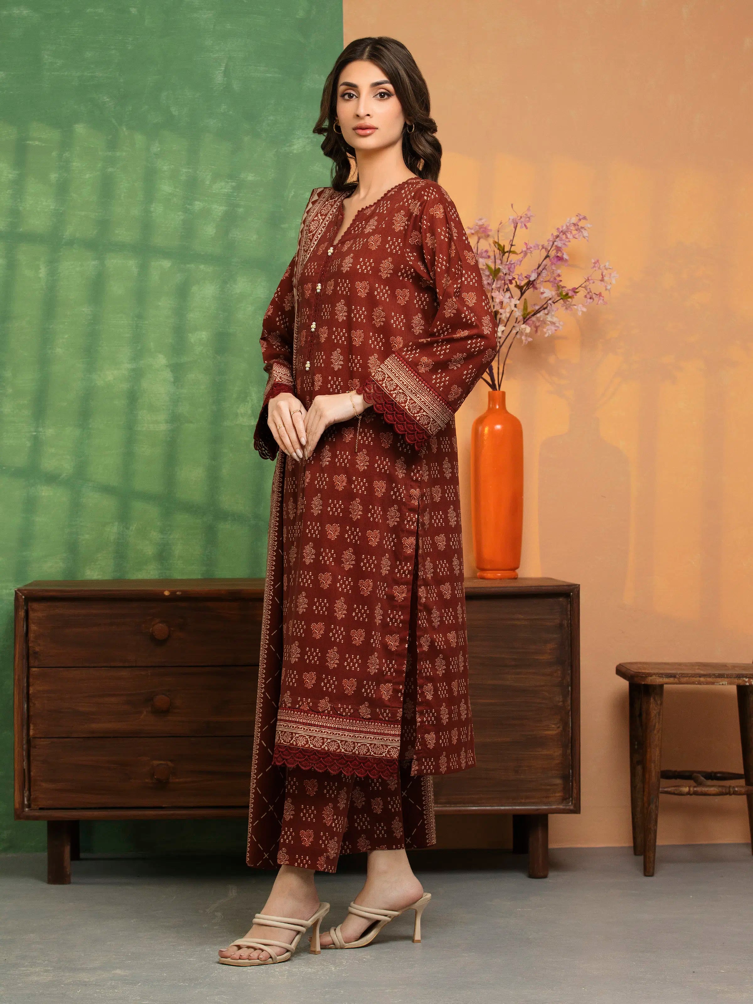 Amber Dusk – Dark Rust Printed Lawn 3 Piece