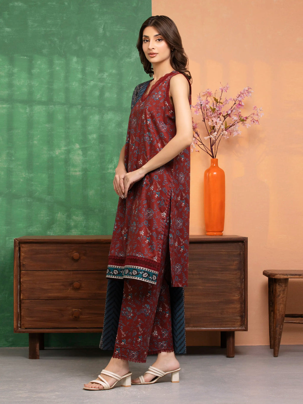 Maroon Charm – Unstitched Lawn 3 Piece