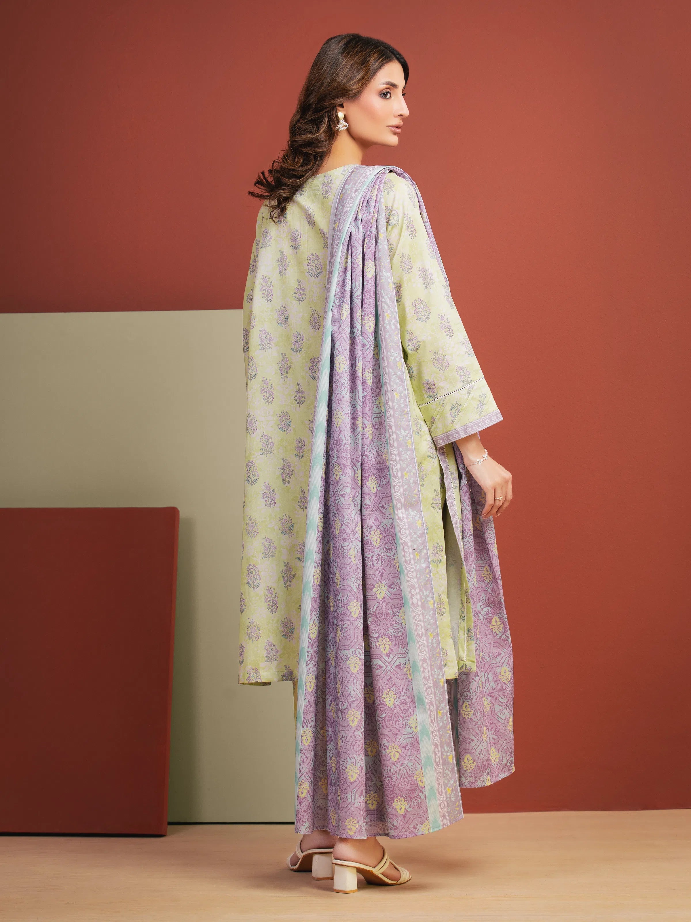 Golden Haze – Pastel Yellow Printed Lawn 3 Piece