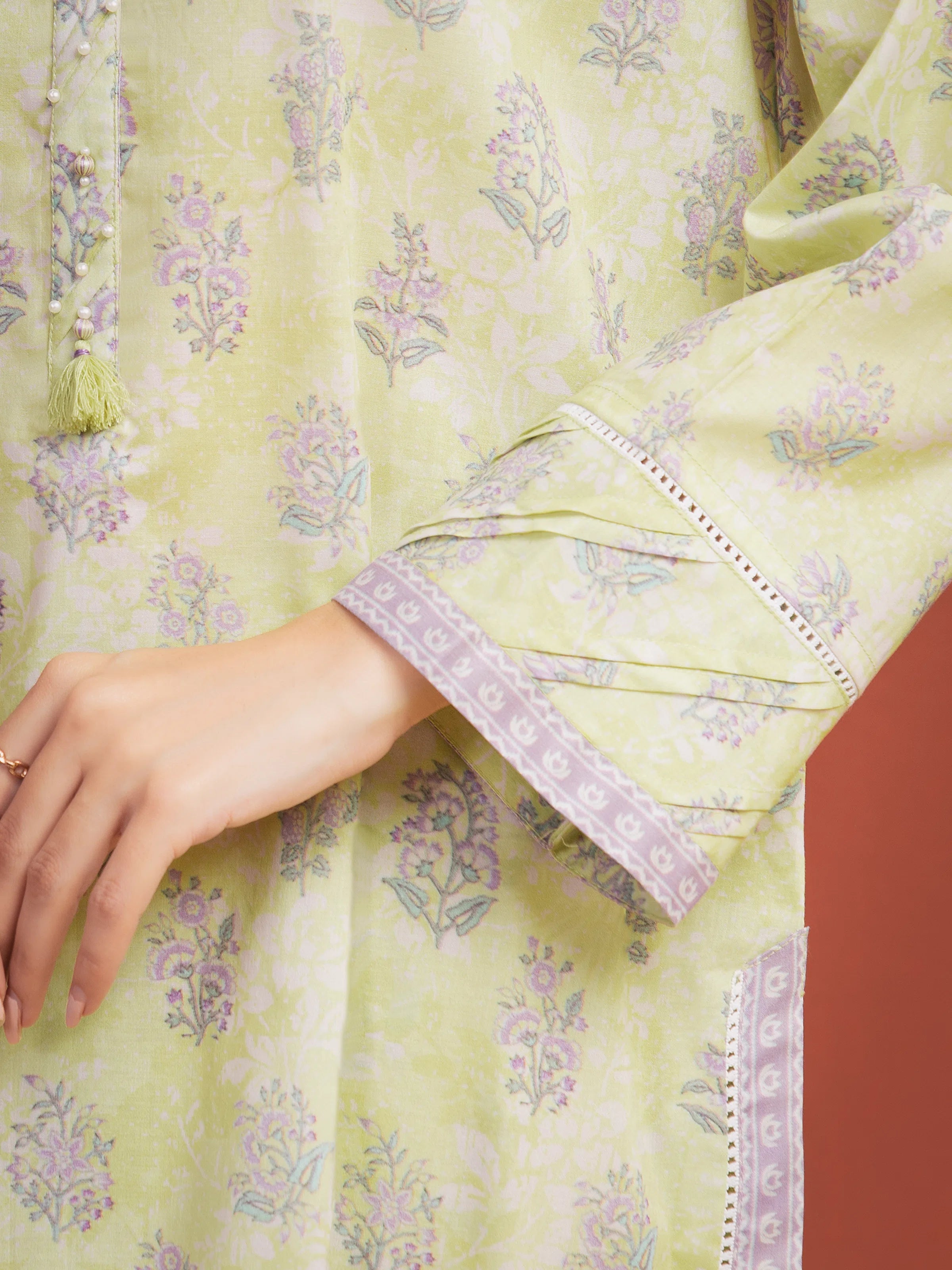 Golden Haze – Pastel Yellow Printed Lawn 3 Piece