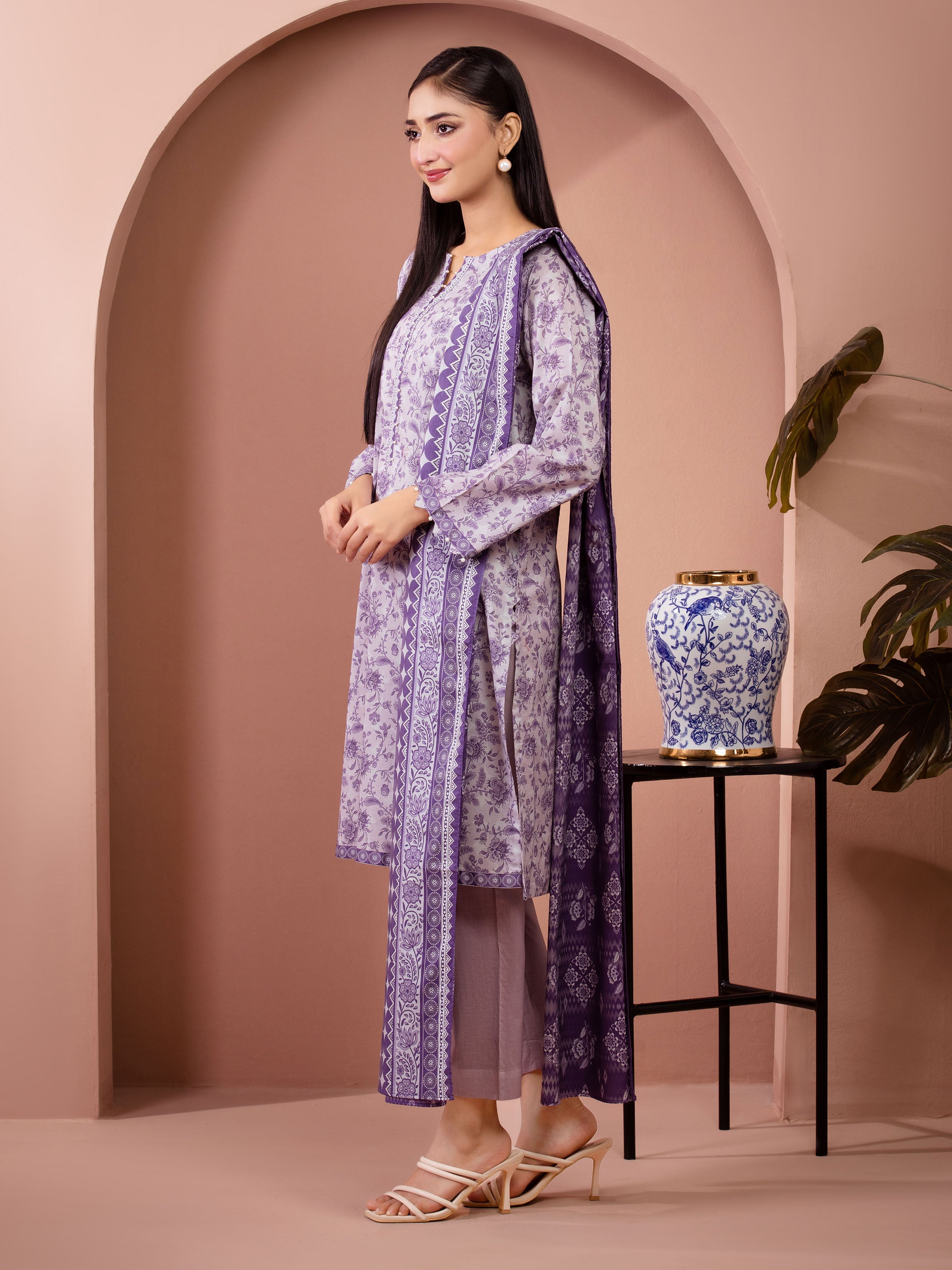 Lilac Dream – Light Purple Printed Lawn 3 Piece