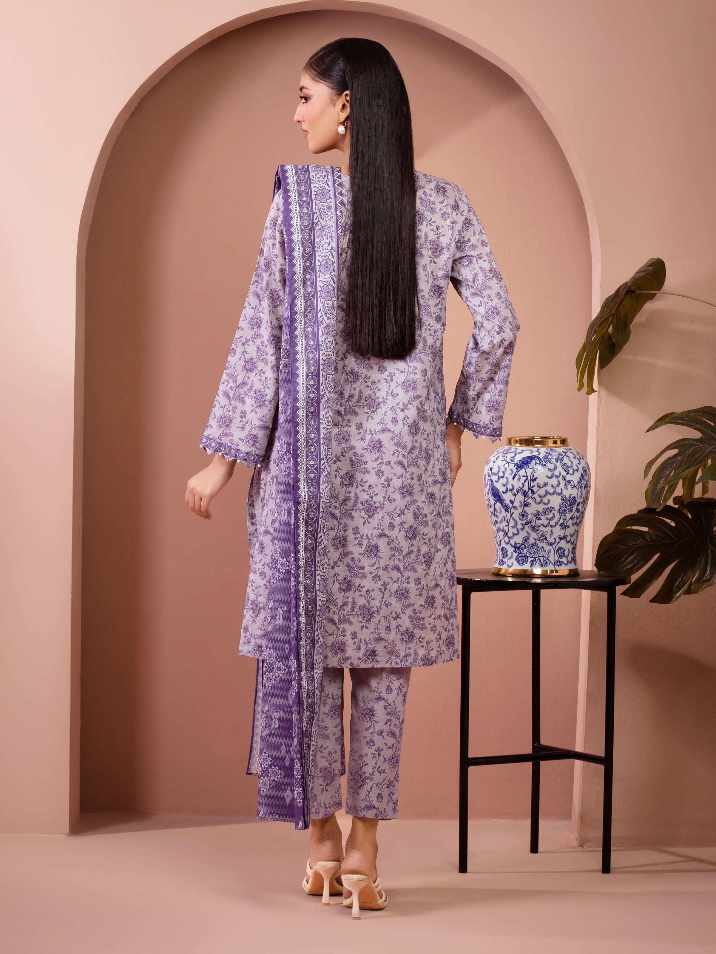 Lilac Dream – Light Purple Printed Lawn 3 Piece