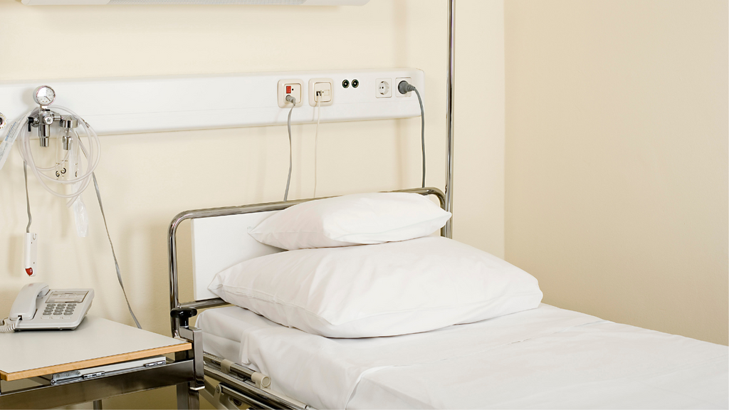 Premium Reusable Pillow Cover for Hospitals, Clinics & Healthcare Facilities