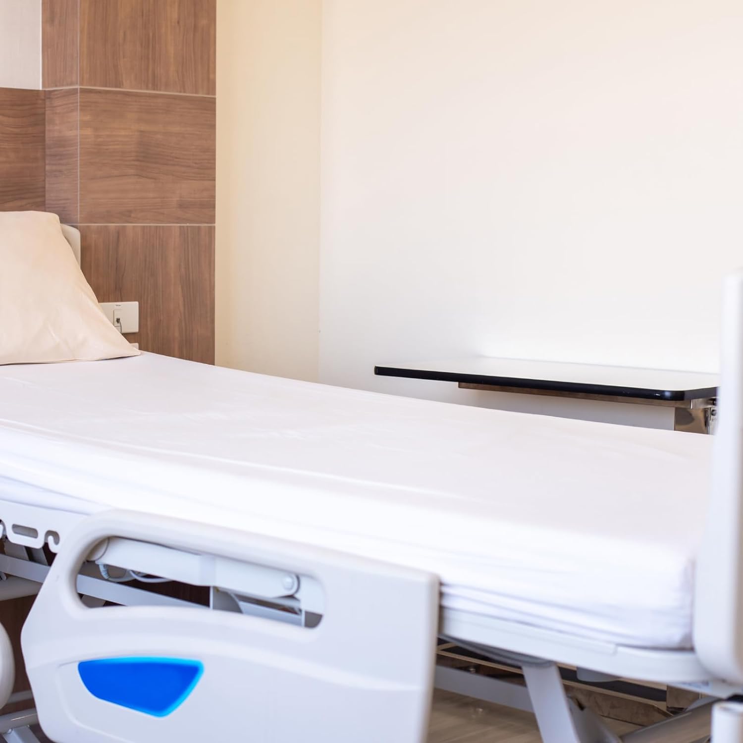 Premium Reusable Fitted Sheet for Hospital Beds & Healthcare Facilities