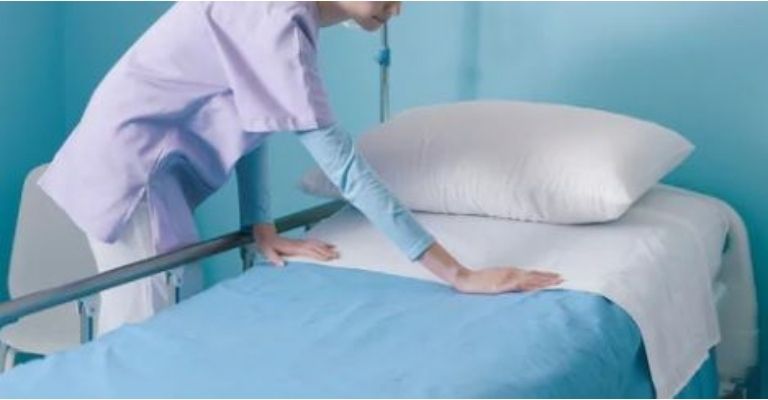 Premium Reusable Comforter for Hospitals, Clinics & Healthcare Facilities