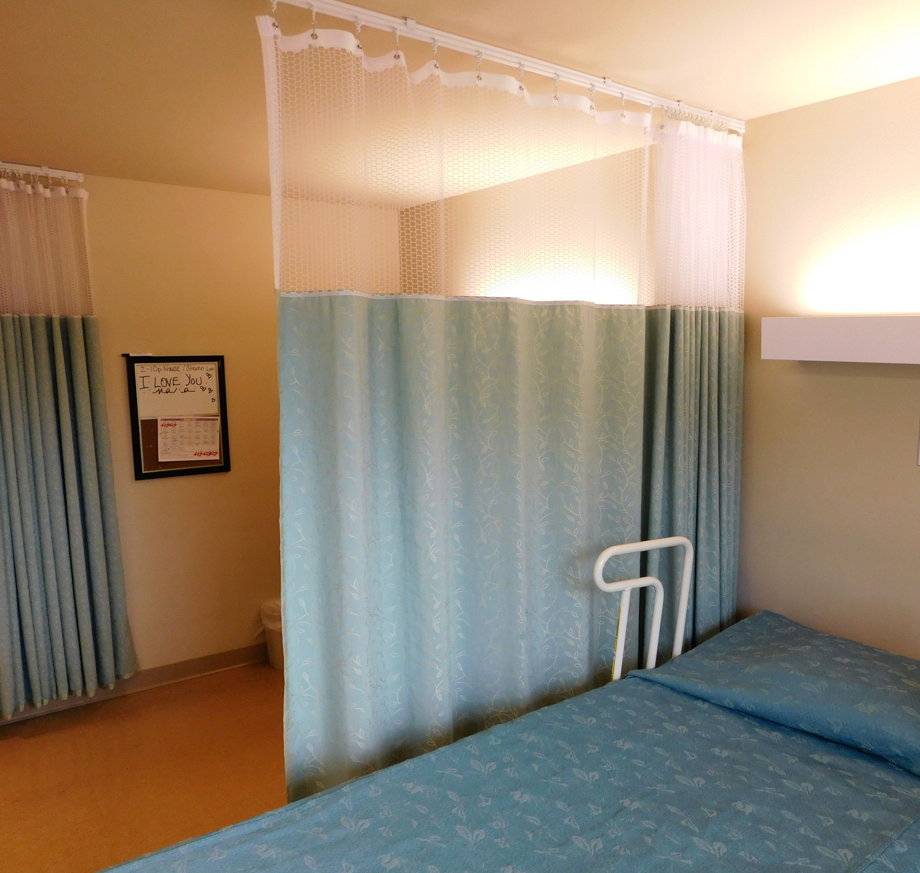 Premium Reusable Cubicle Curtains for Hospitals, Clinics & Patient Privacy Areas